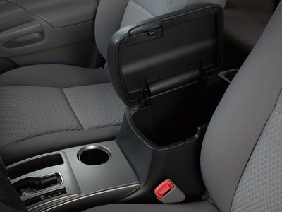 2013 Toyota Tacoma 4WD Double Cab LB V6 AT (Natl)