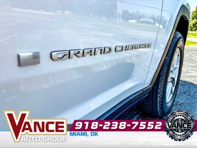 2025 Jeep Grand Cherokee GRAND CHEROKEE LAREDO X 4X4