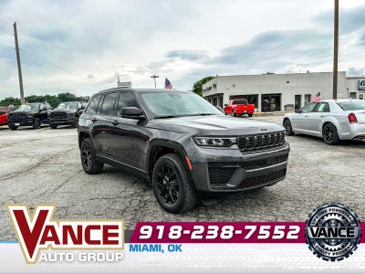 2026 Jeep Grand Cherokee GRAND CHEROKEE LAREDO ALTITUDE 4X4