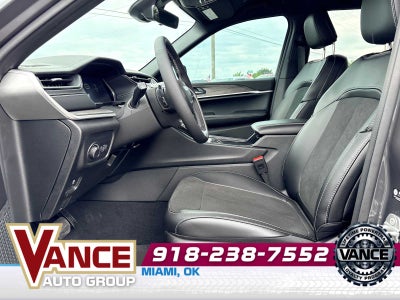2026 Jeep Grand Cherokee GRAND CHEROKEE LAREDO ALTITUDE 4X4