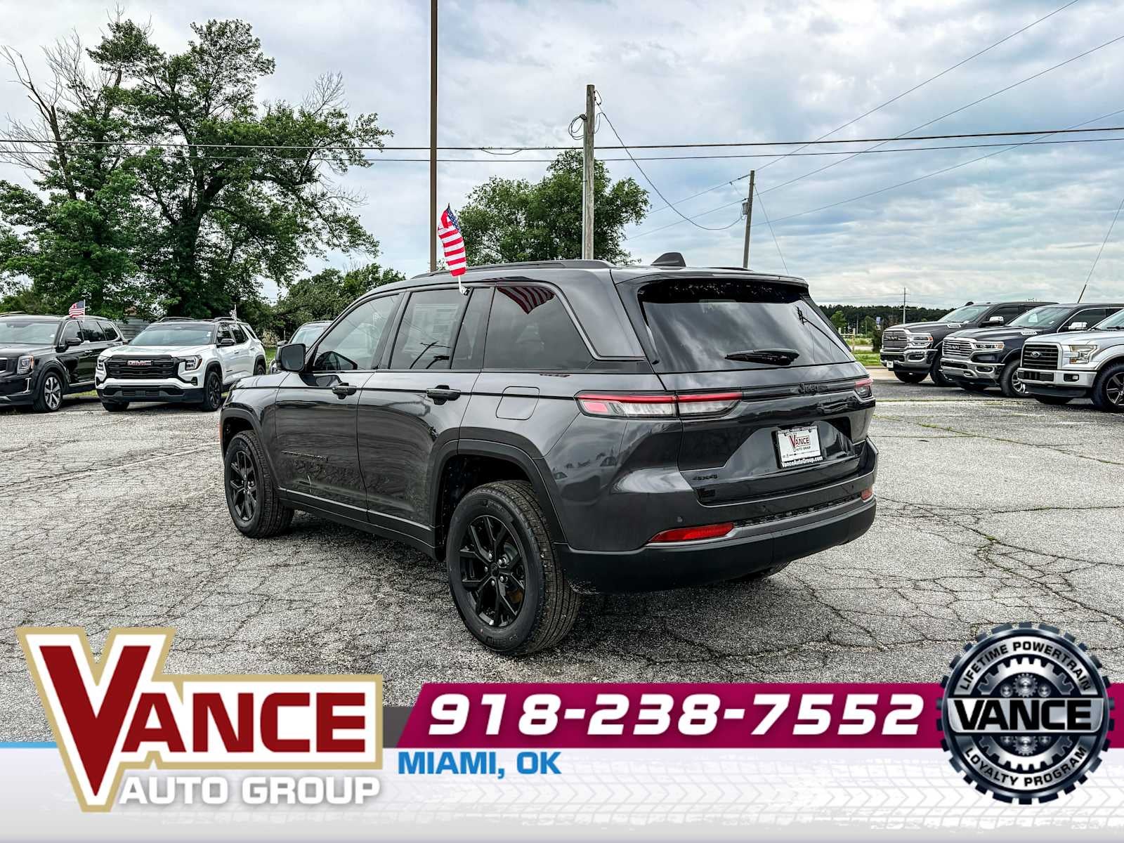 2026 Jeep Grand Cherokee GRAND CHEROKEE LAREDO ALTITUDE 4X4