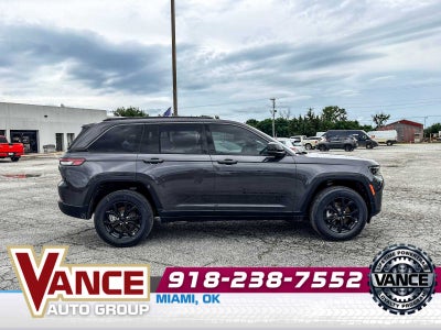 2026 Jeep Grand Cherokee GRAND CHEROKEE LAREDO ALTITUDE 4X4