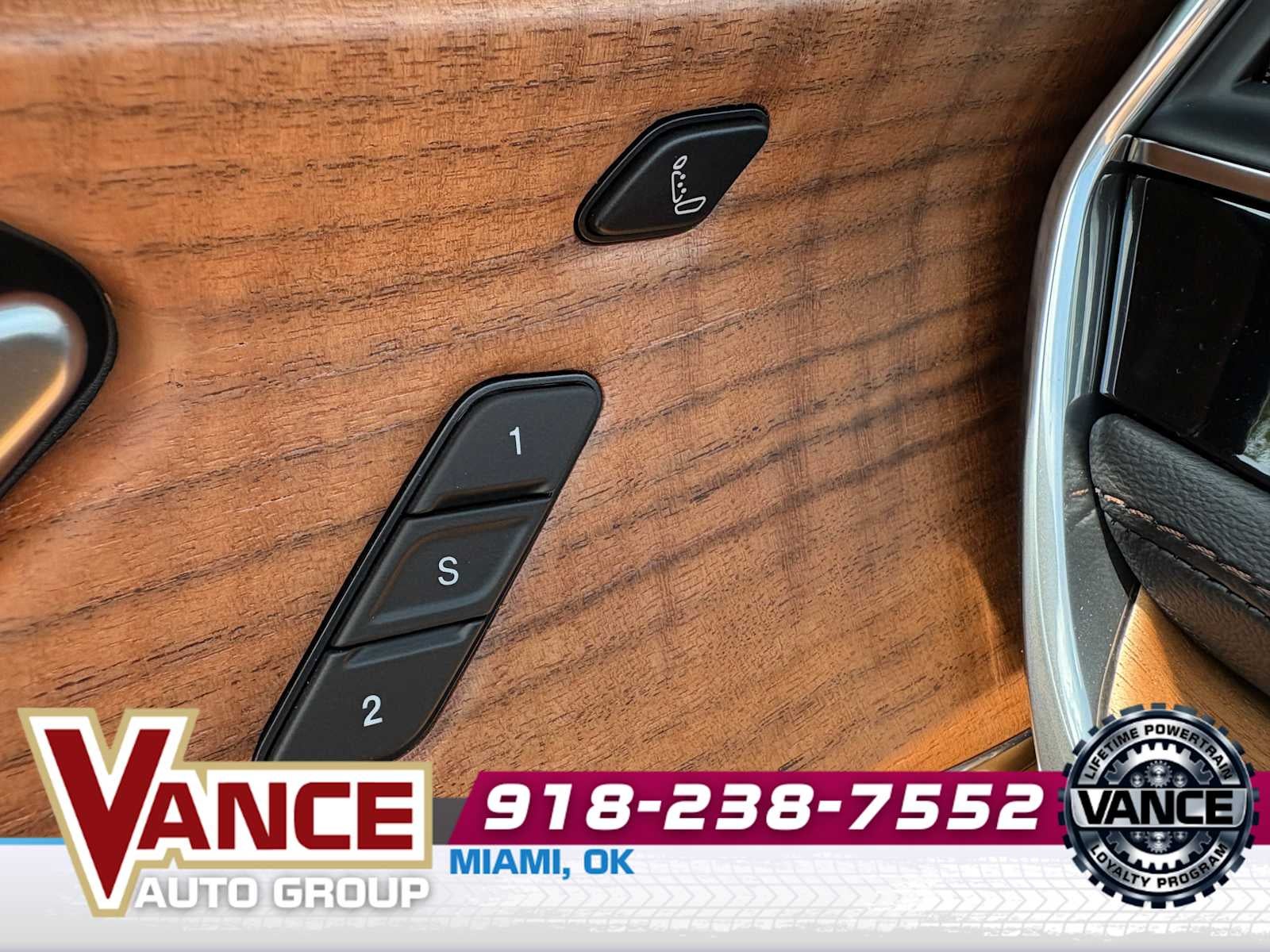 2025 Jeep Grand Cherokee GRAND CHEROKEE SUMMIT RESERVE 4X4