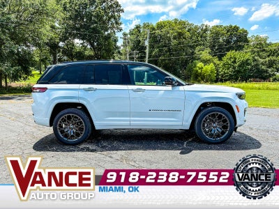2025 Jeep Grand Cherokee GRAND CHEROKEE SUMMIT RESERVE 4X4