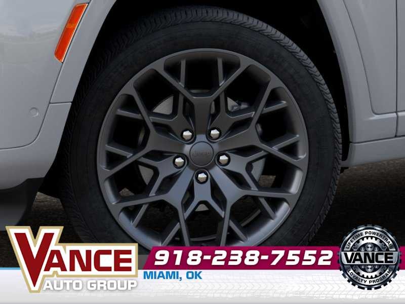 2026 Jeep Grand Cherokee GRAND CHEROKEE SUMMIT 4X4