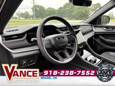 2025 Jeep Grand Cherokee L GRAND CHEROKEE L ALTITUDE X 4X4
