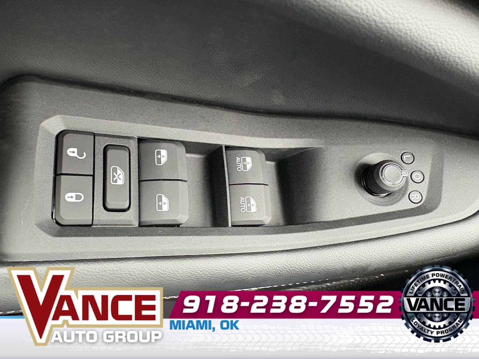 2025 Jeep Grand Cherokee L GRAND CHEROKEE L ALTITUDE X 4X4