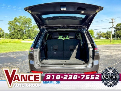 2025 Jeep Grand Cherokee L GRAND CHEROKEE L LAREDO X 4X4