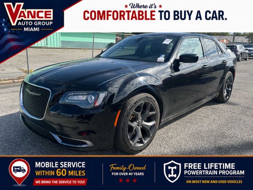 2023 Chrysler 300 Touring