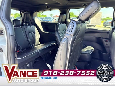 2025 Chrysler Pacifica Limited