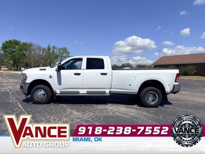 2024 RAM 3500 Tradesman Crew Cab 4x4 8' Box