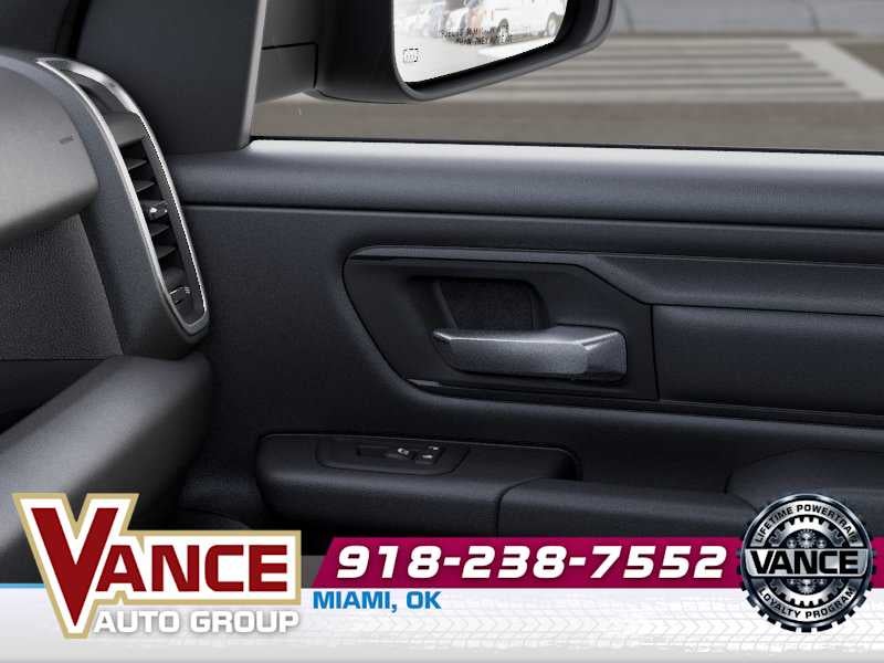 2026 RAM Ram 1500 RAM 1500 EXPRESS CREW CAB 4X4 5'7' BOX