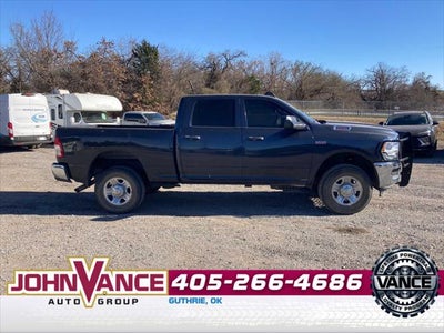 2022 RAM Ram 2500 Tradesman Crew Cab 4x4 6'4' Box