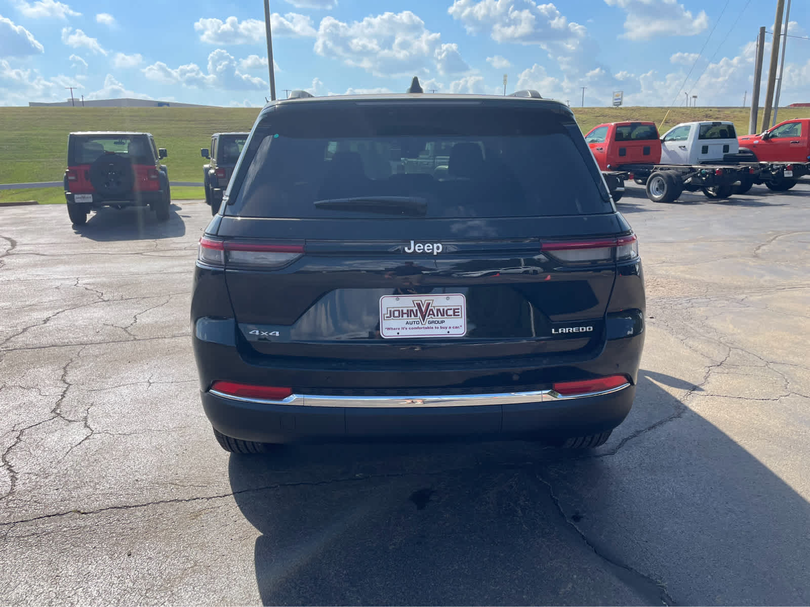 2025 Jeep Grand Cherokee Laredo X