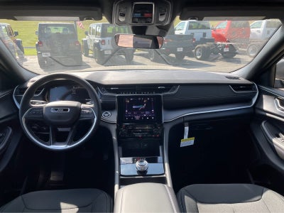 2025 Jeep Grand Cherokee Laredo X