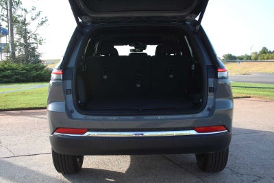 2027 Jeep Grand Cherokee Laredo X
