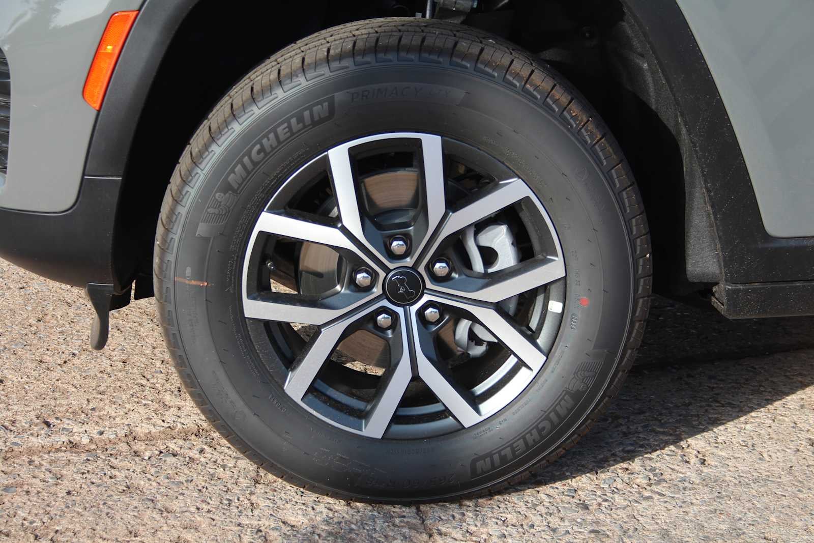 2027 Jeep Grand Cherokee Laredo X