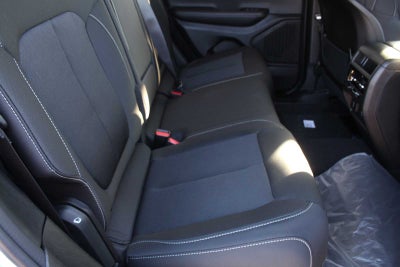 2027 Jeep Grand Cherokee Laredo X