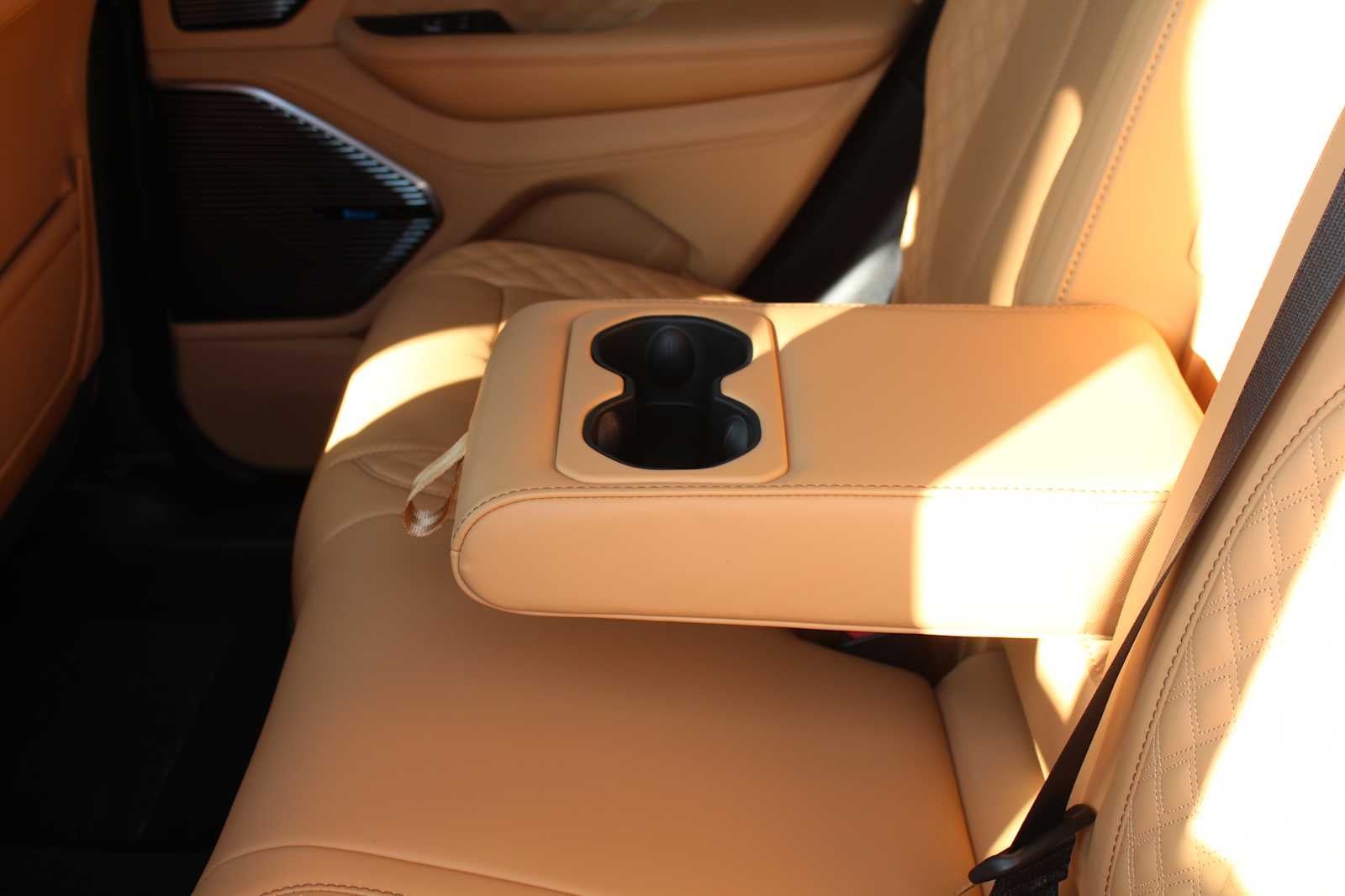 2027 Jeep Grand Cherokee Summit