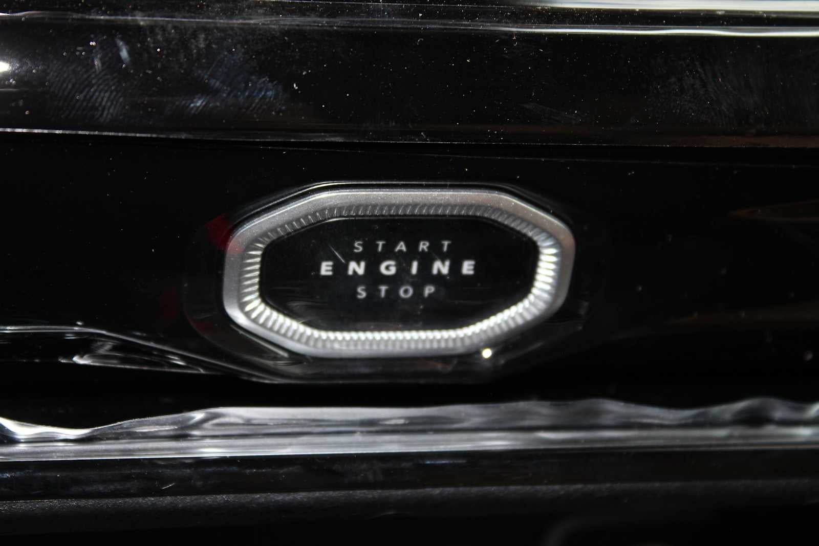 2027 Jeep Grand Cherokee Summit