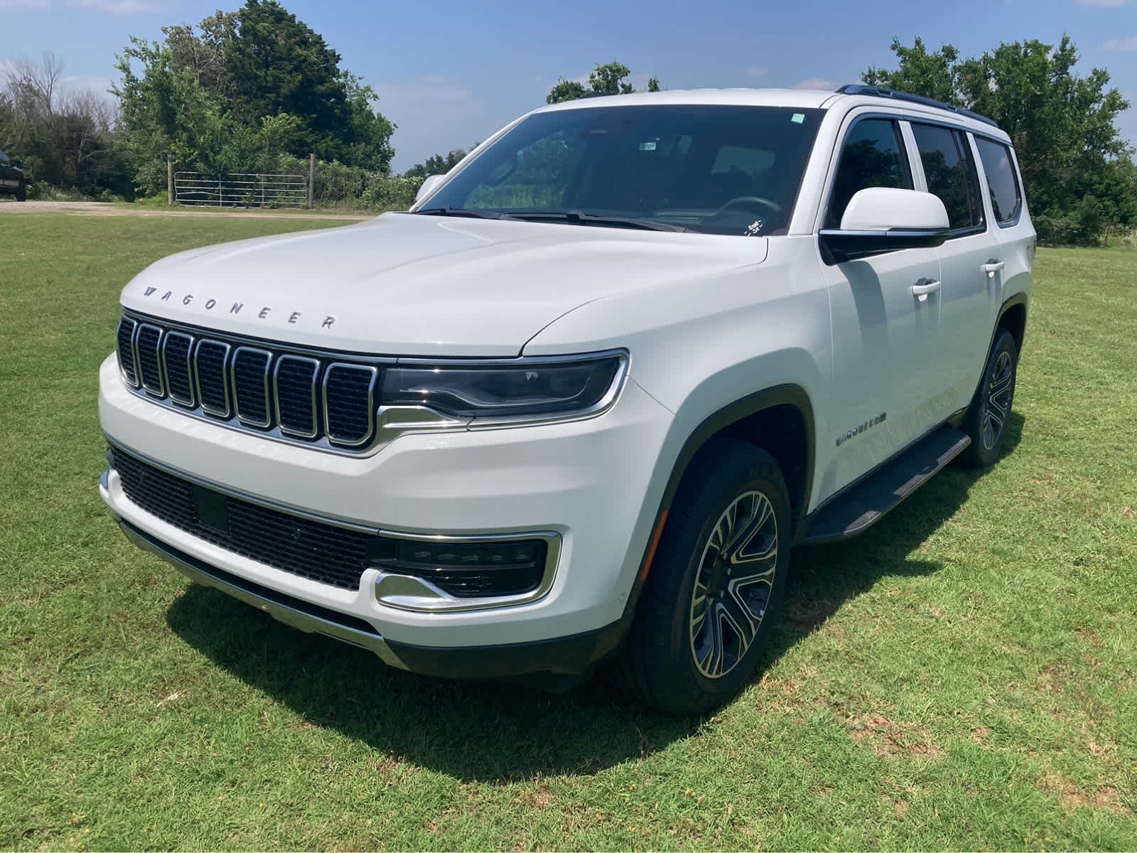 2022 Jeep Wagoneer Series III