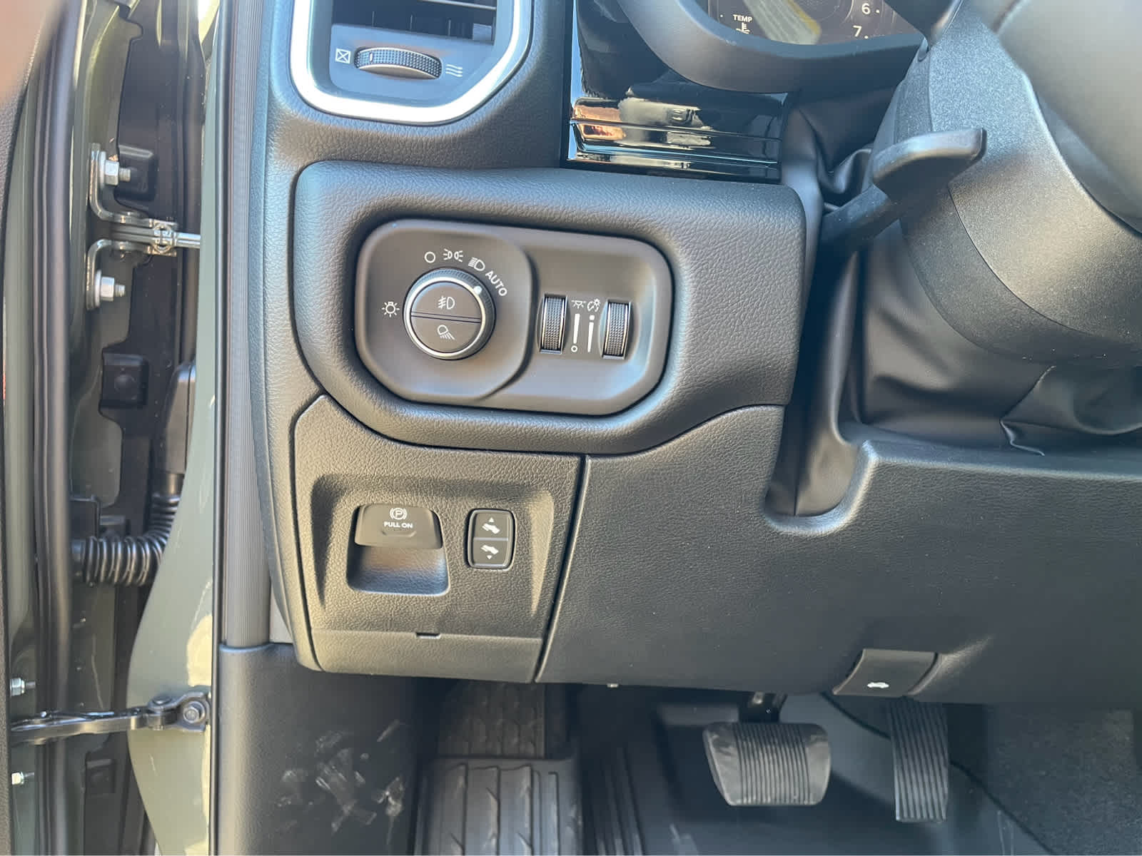 2026 RAM Ram 1500 Laramie