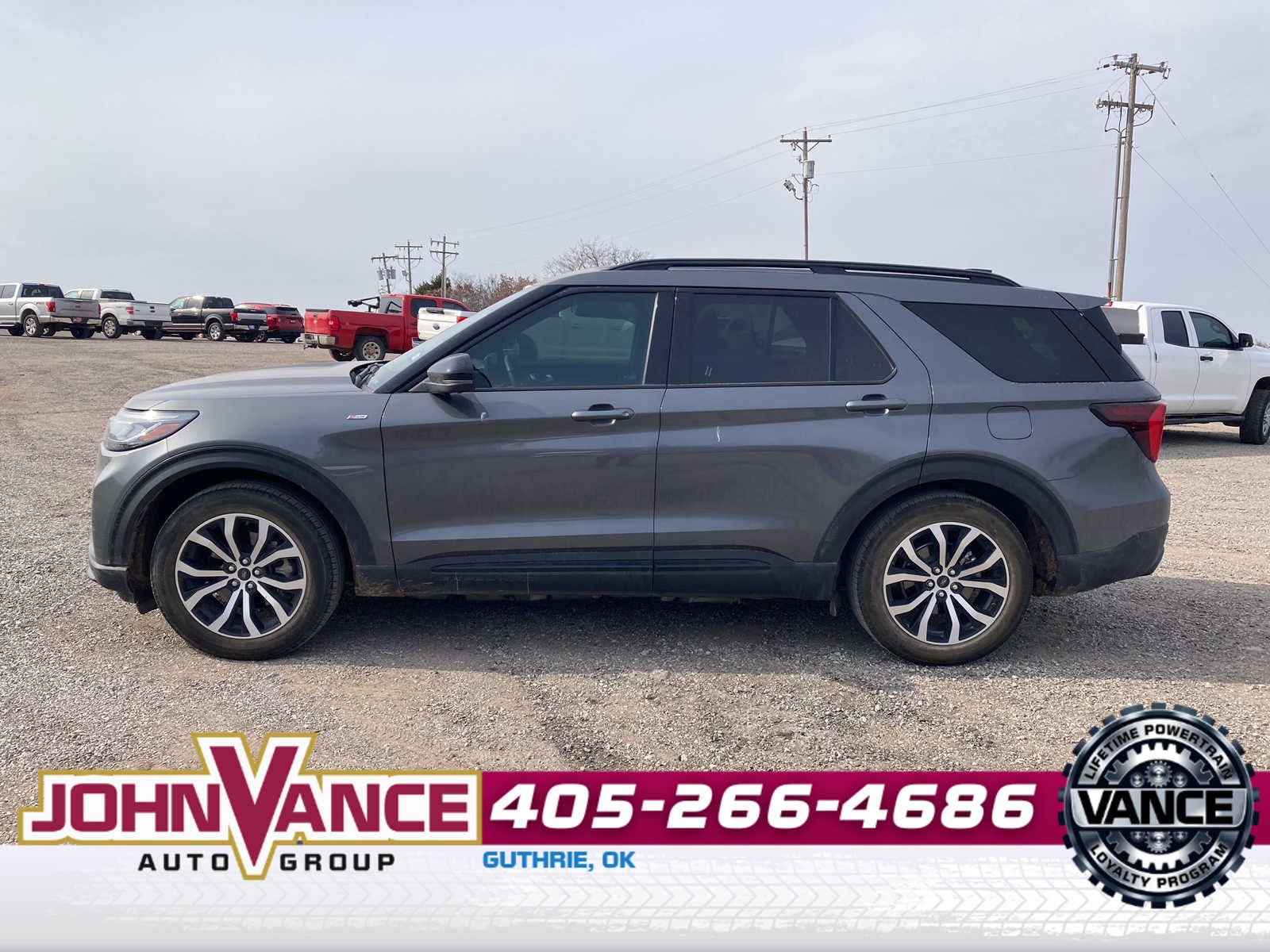 2025 Ford Explorer ST-Line