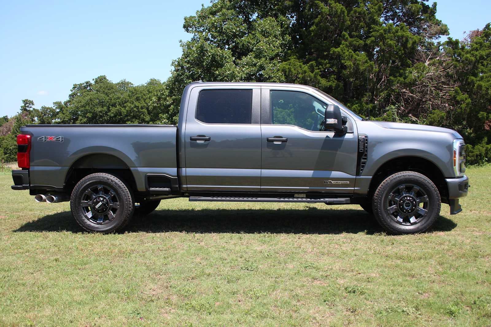 2025 Ford Super Duty F-250 Pickup XL