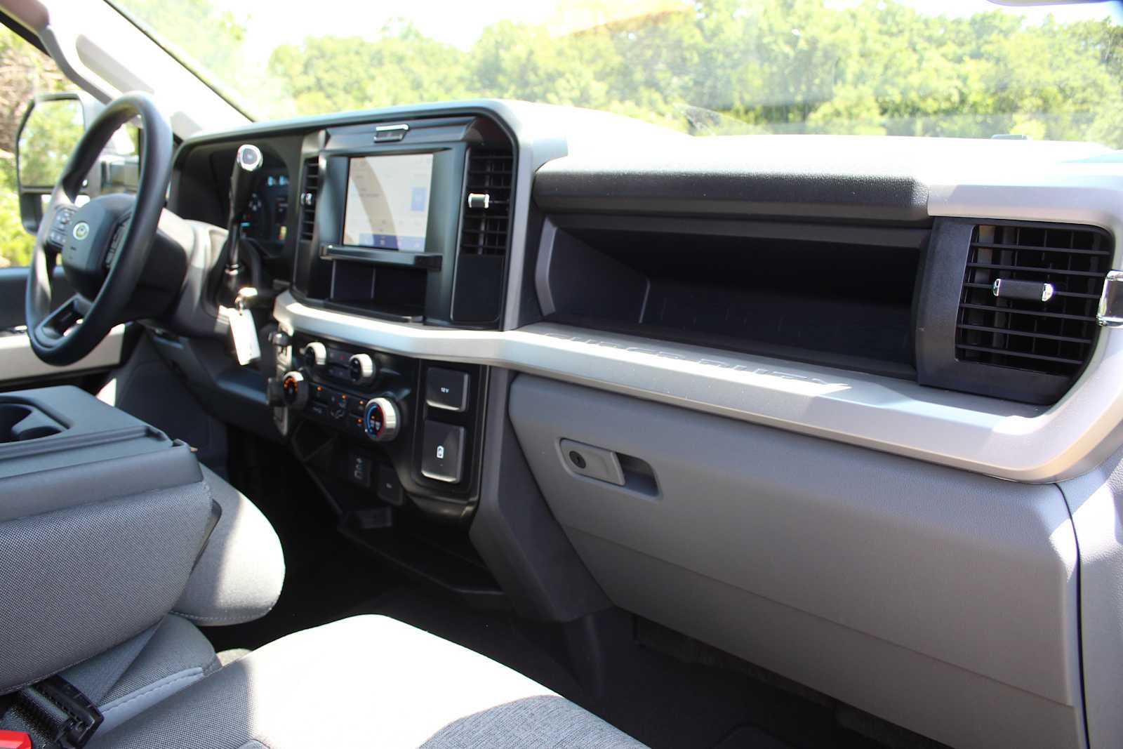 2025 Ford Super Duty F-250 Pickup XL