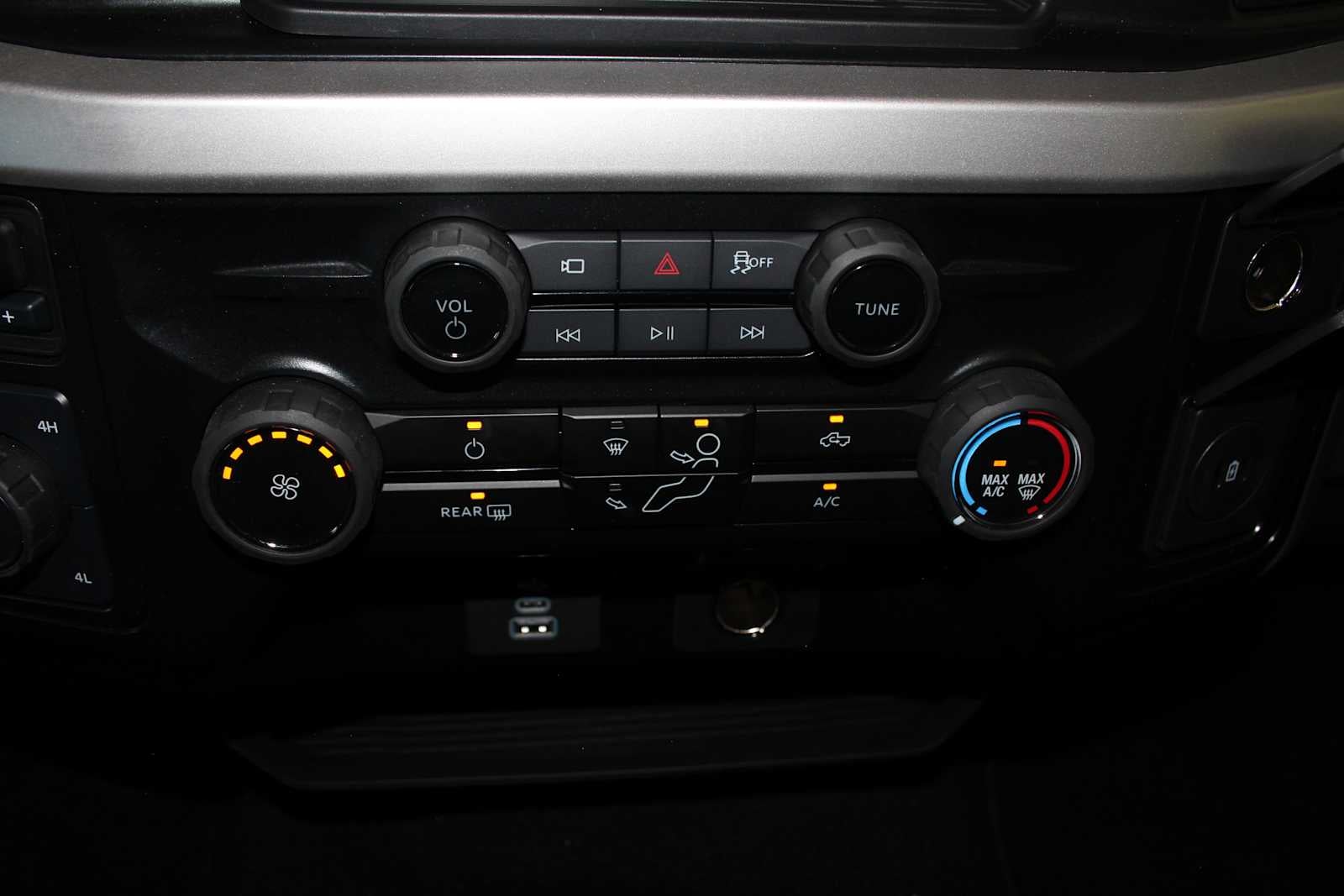 2025 Ford Super Duty F-250 Pickup XL