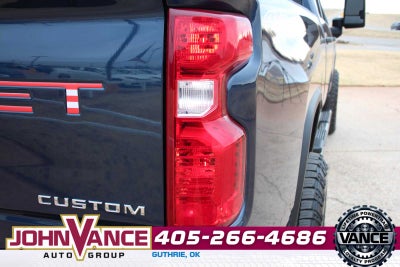 2022 Chevrolet Silverado 2500HD Custom