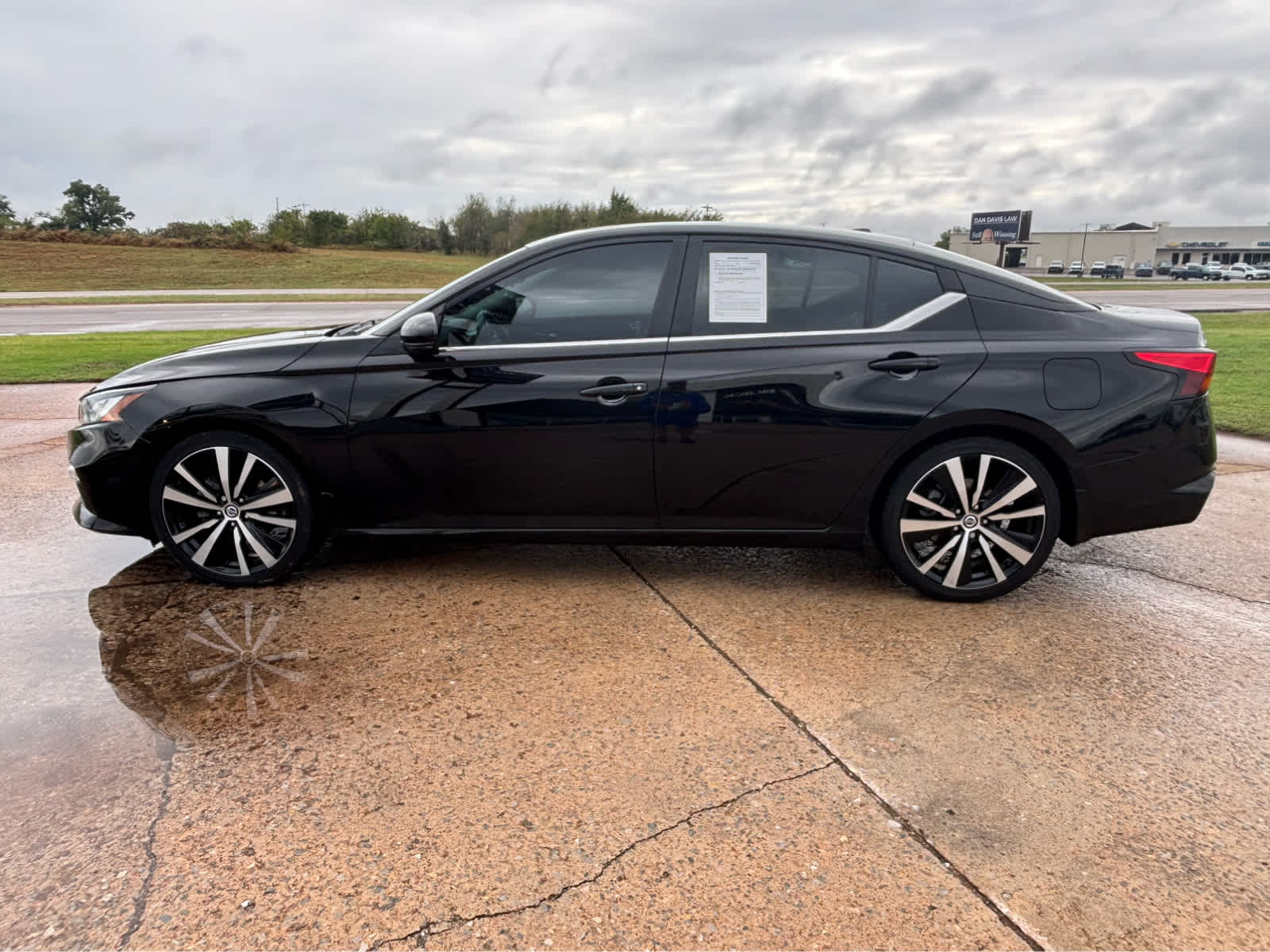 2021 Nissan Altima 2.0 SR