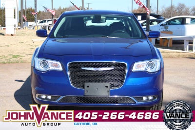 2021 Chrysler 300 Touring L
