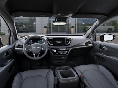 2026 Chrysler Voyager LX