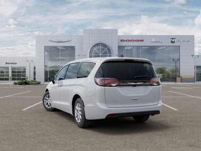2026 Chrysler Voyager LX