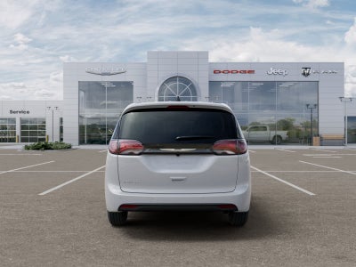 2026 Chrysler Voyager LX
