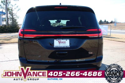 2025 Chrysler Pacifica Limited