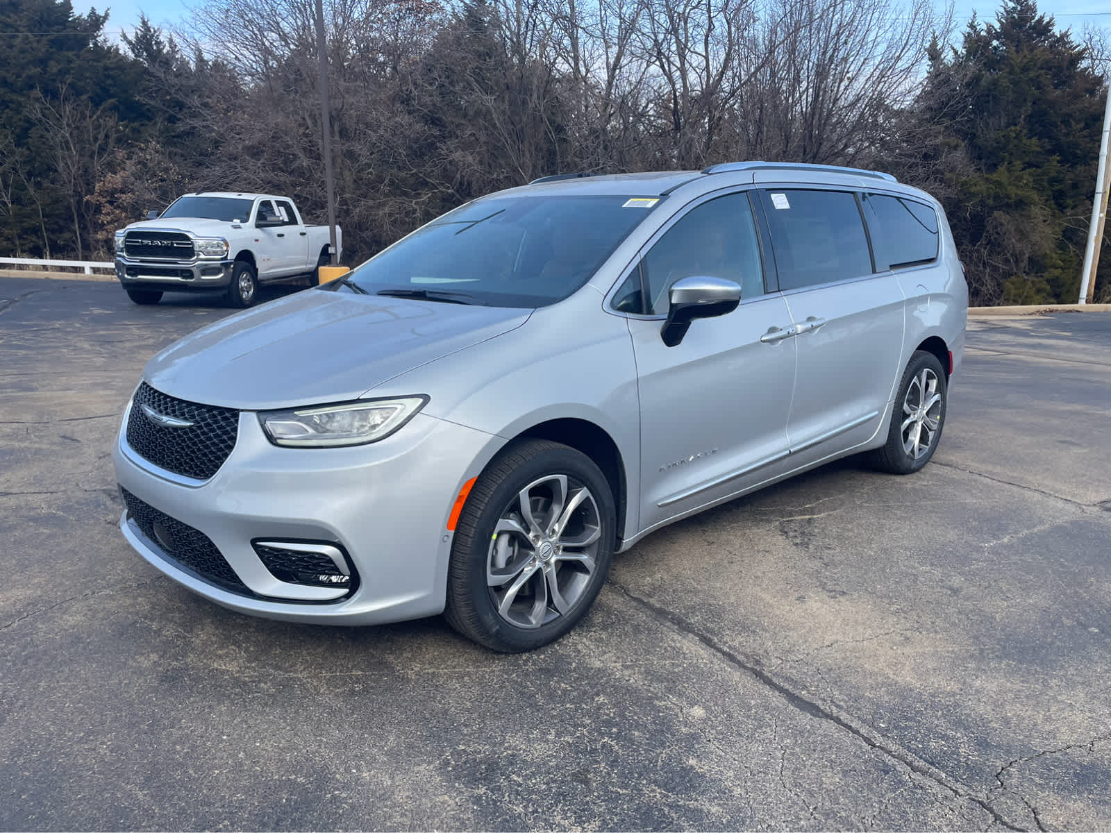 2026 Chrysler Pacifica Pinnacle