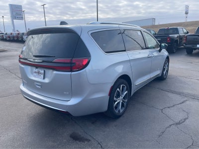 2026 Chrysler Pacifica Pinnacle