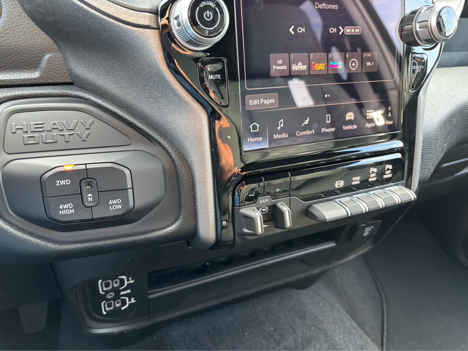 2026 RAM Ram 2500 Black Express