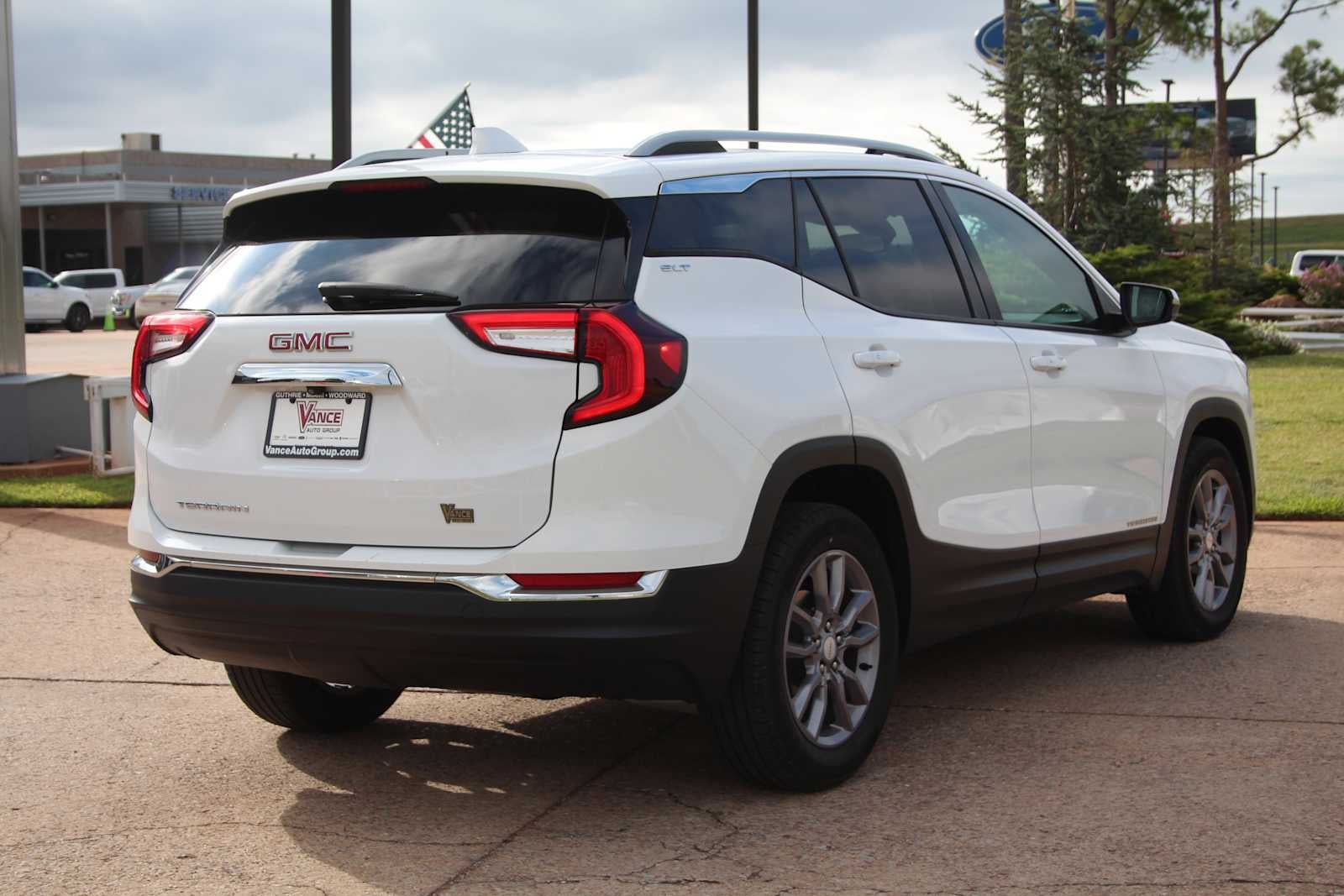 2023 GMC Terrain SLT