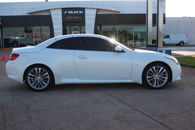 2014 INFINITI Q60 Convertible 2dr