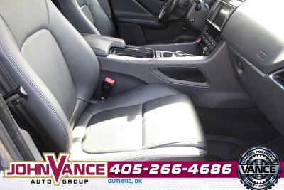 2018 Jaguar F-PACE 25t Premium