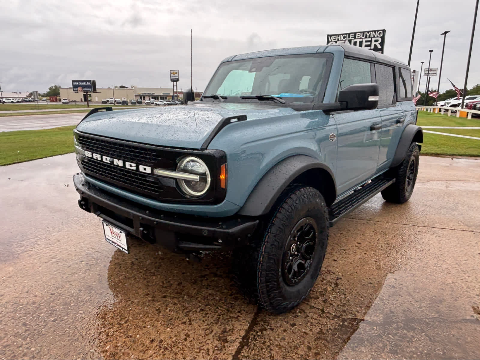 2023 Ford Bronco Base