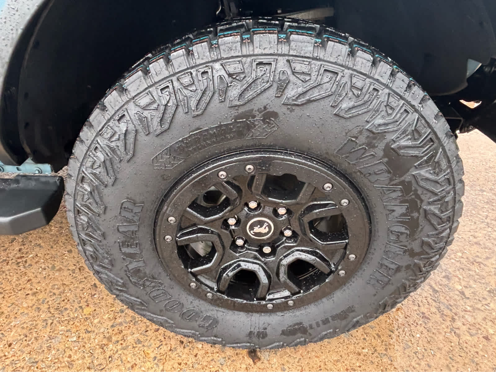 2023 Ford Bronco Base