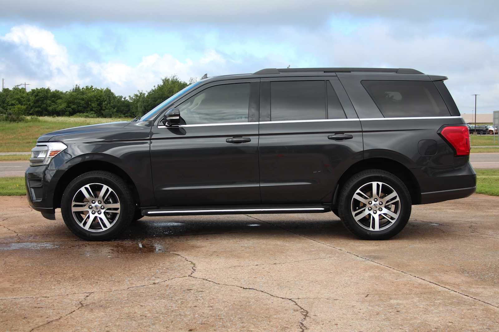 2022 Ford Expedition XLT