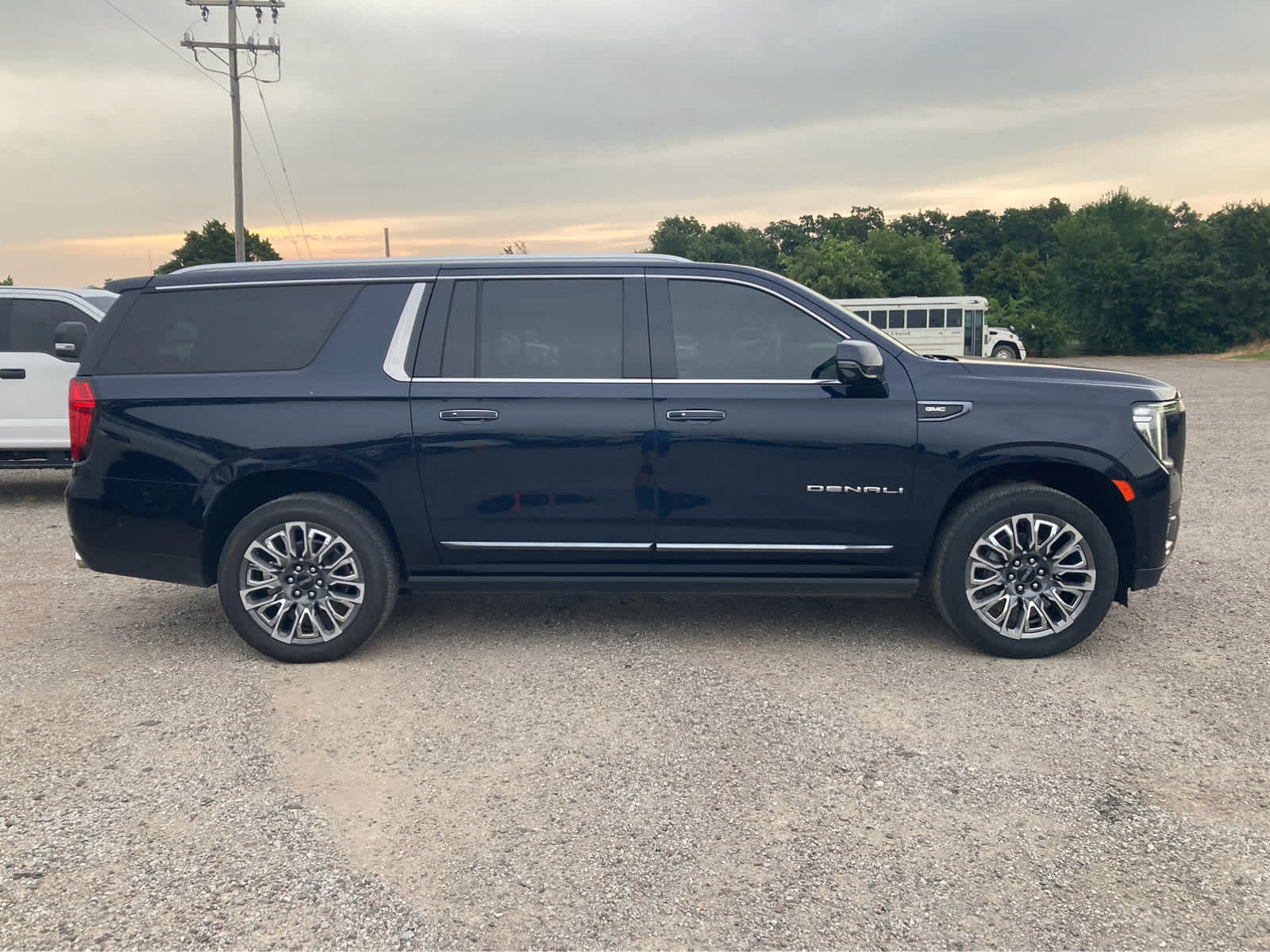 2023 GMC Yukon XL Denali Ultimate