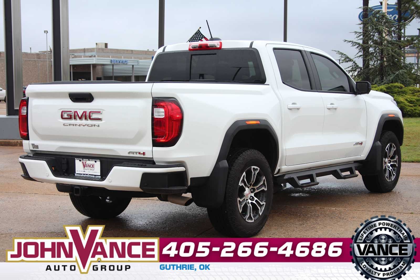 2025 GMC Canyon AT4