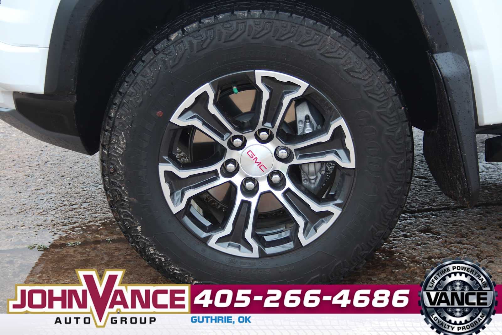 2025 GMC Canyon AT4