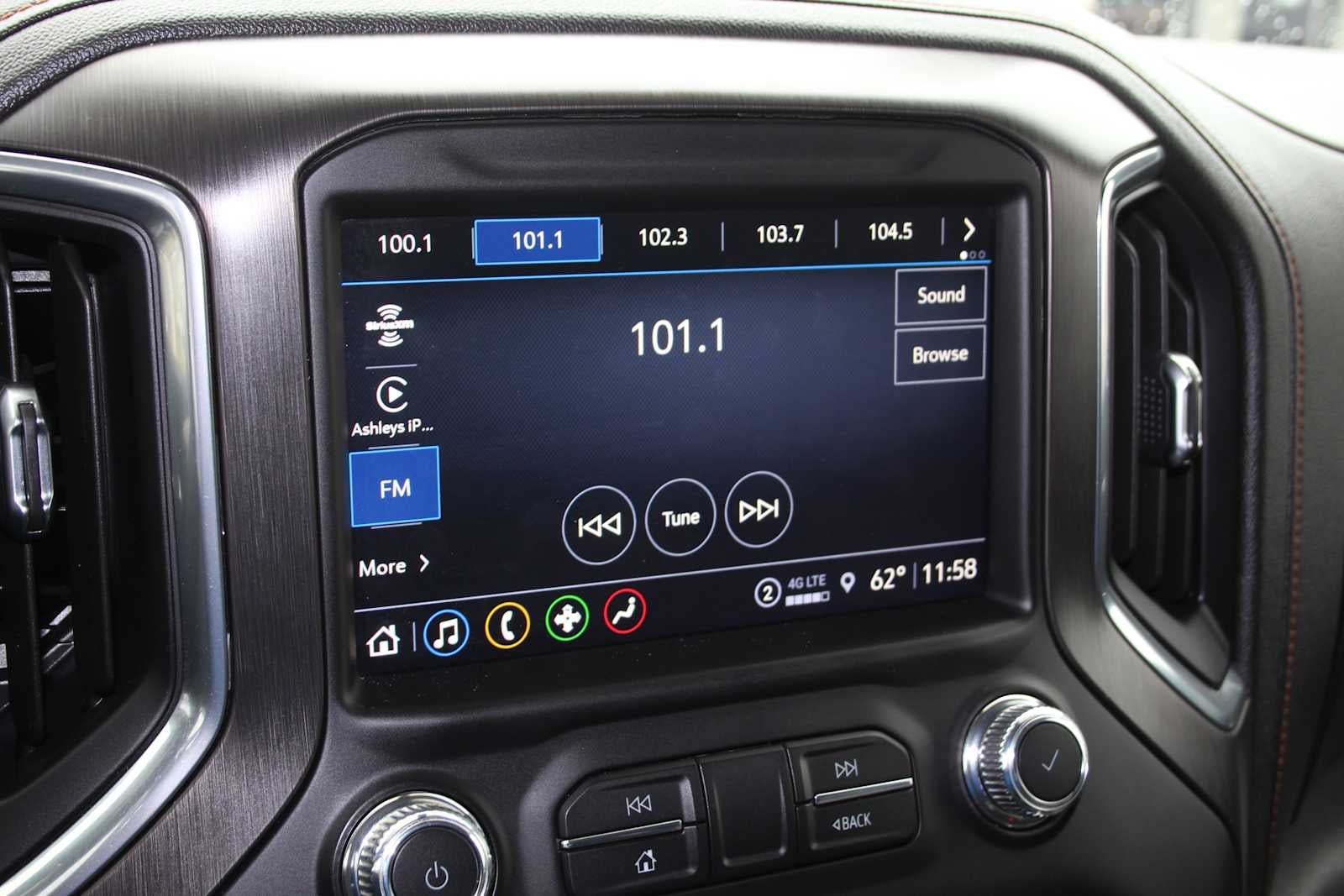 2021 GMC Sierra 1500 AT4